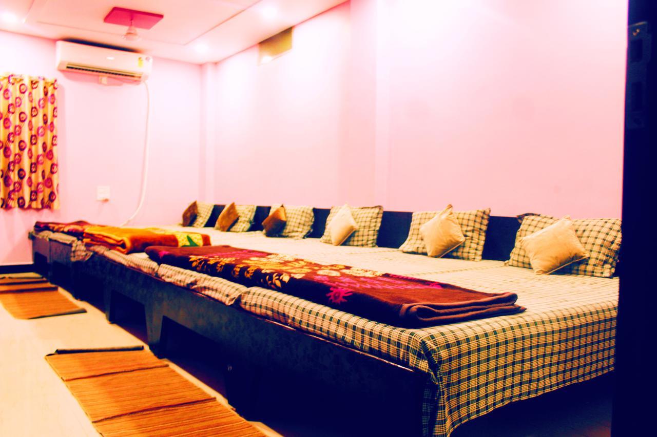 Mansarovar Guest House Ujjain Exterior photo